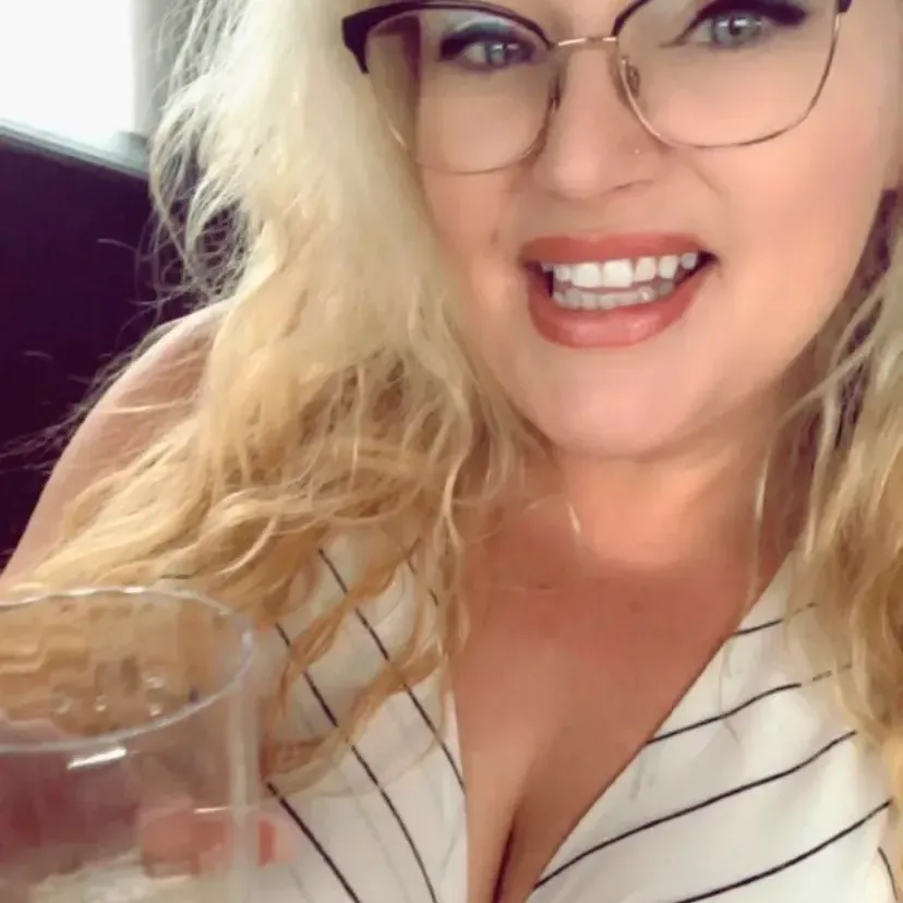 
                        Kimberly
                     is Female Escorts. | Barrie | Ontario | Canada | canadatopescorts.com 