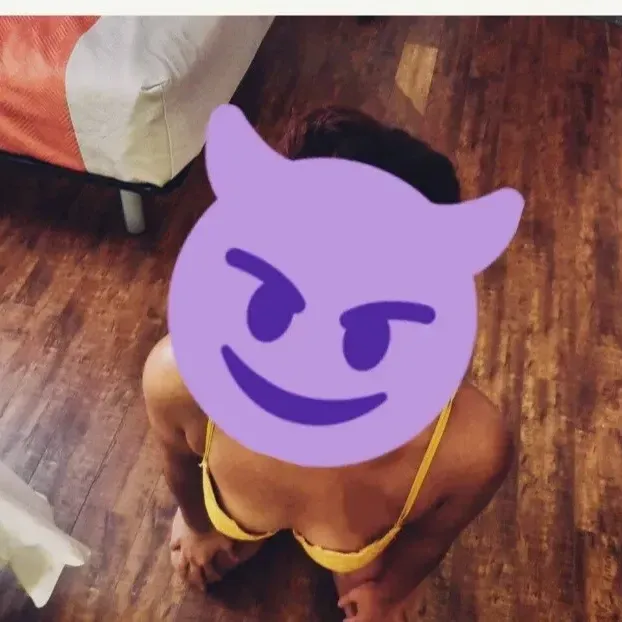 
                        Rhiannon
                     is Female Escorts. | windsor | Ontario | Canada | canadatopescorts.com 