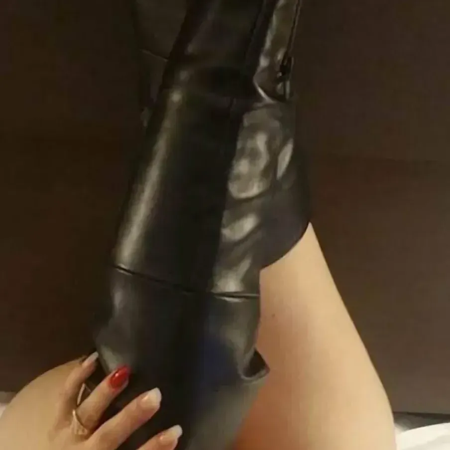 
                        Cladya
                     is Female Escorts. | Barrie | Ontario | Canada | canadatopescorts.com 