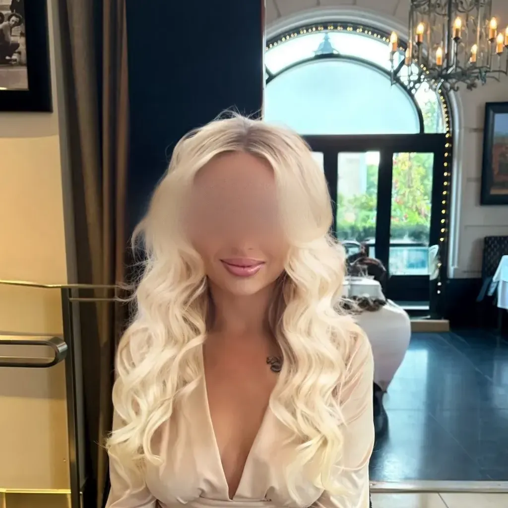 
                        Taylor rose
                     is Female Escorts. | Hamilton | Ontario | Canada | canadatopescorts.com 
