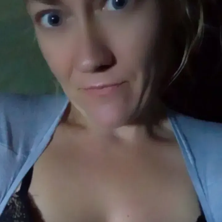 
                        Oakley
                     is Female Escorts. | Barrie | Ontario | Canada | canadatopescorts.com 