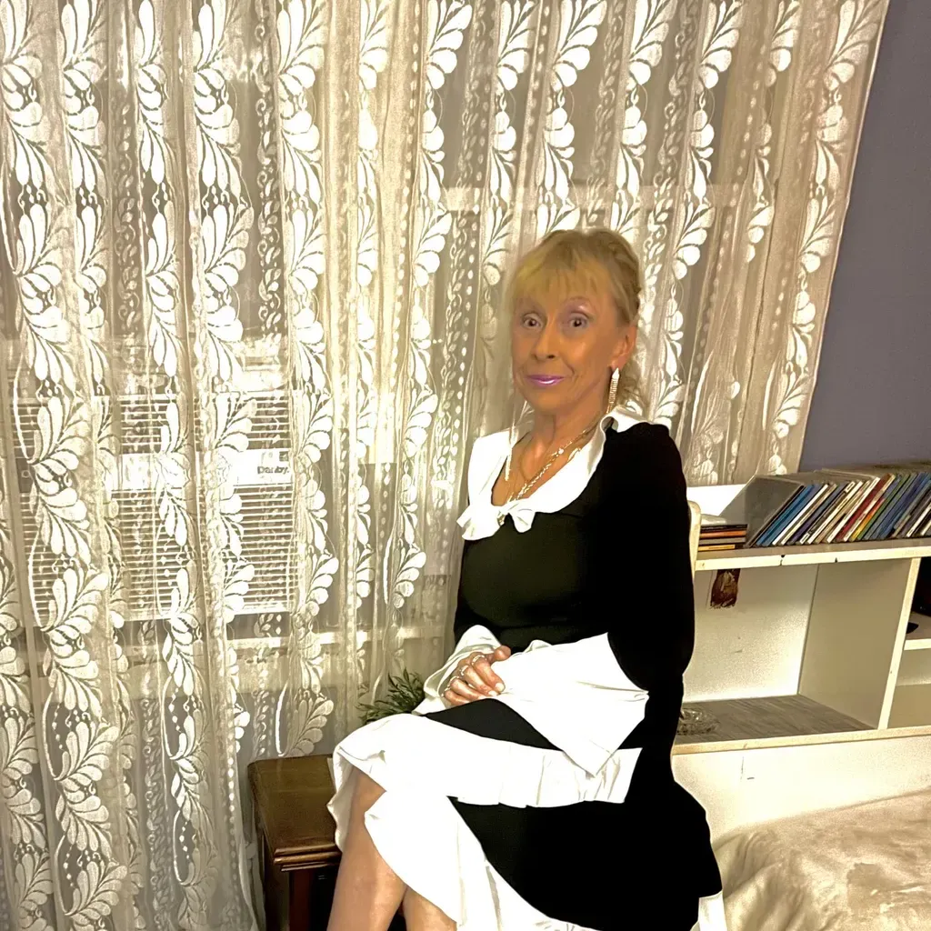 
                        Michelle
                     is Female Escorts. | windsor | Ontario | Canada | canadatopescorts.com 