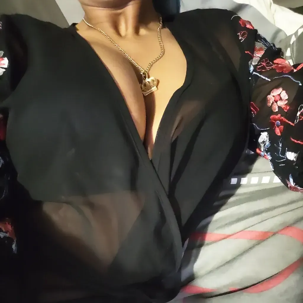 
                        Mimi
                     is Female Escorts. | Quebec City | Quebec | Canada | canadatopescorts.com 