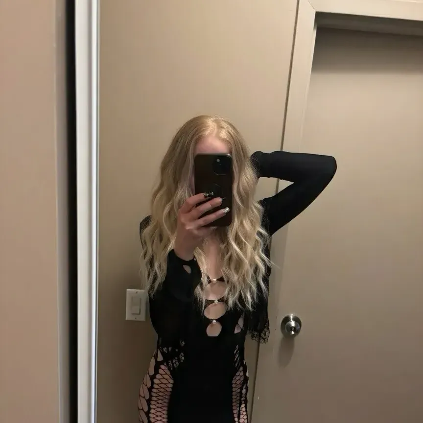 
                        Chelsea
                     is Female Escorts. | Calgary | Alberta | Canada | canadatopescorts.com 