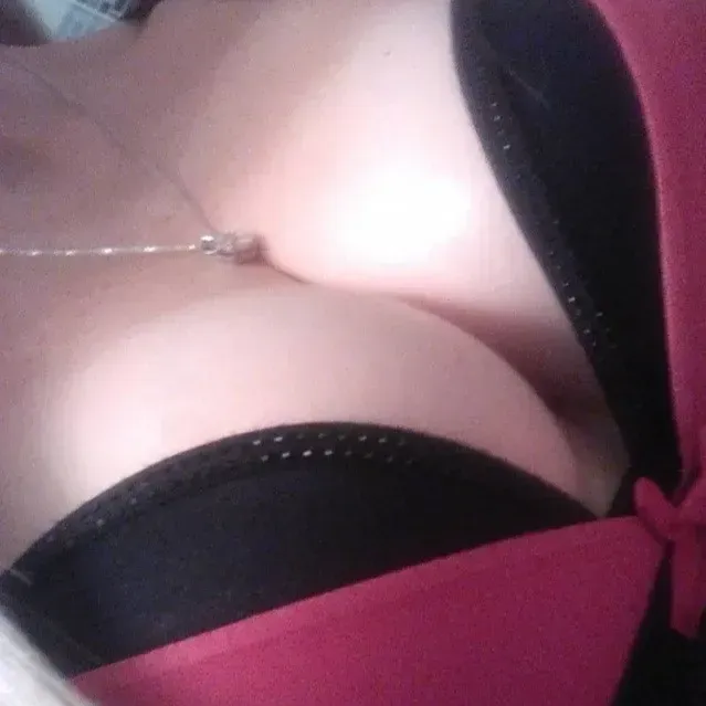 
                        Piper
                     is Female Escorts. | Comox Balley | British Columbia | Canada | canadatopescorts.com 