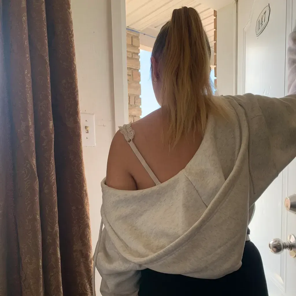 
                        ℙ𝔼𝕋𝕀𝕋𝔼 𝕊ammy
                     is Female Escorts. | Montreal | Quebec | Canada | canadatopescorts.com 