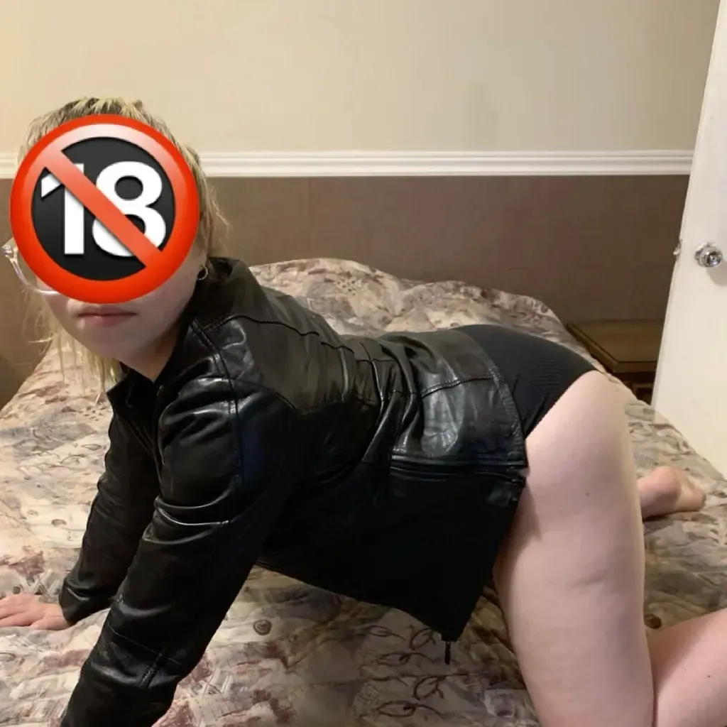 
                        ℙ𝔼𝕋𝕀𝕋𝔼 𝕊ammy
                     is Female Escorts. | Montreal | Quebec | Canada | canadatopescorts.com 