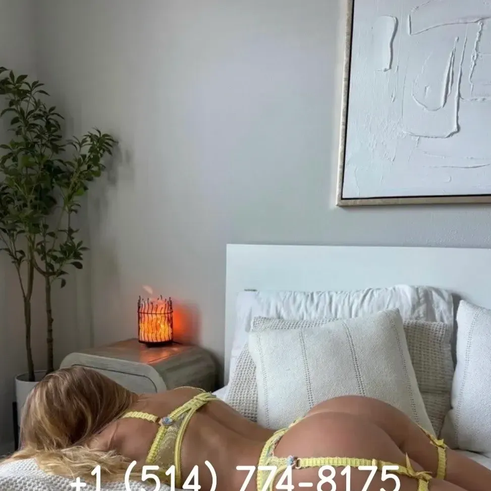 
                        Alexandra from Montreal
                     is Female Escorts. | Fredericton | New Brunswick | Canada | canadatopescorts.com 