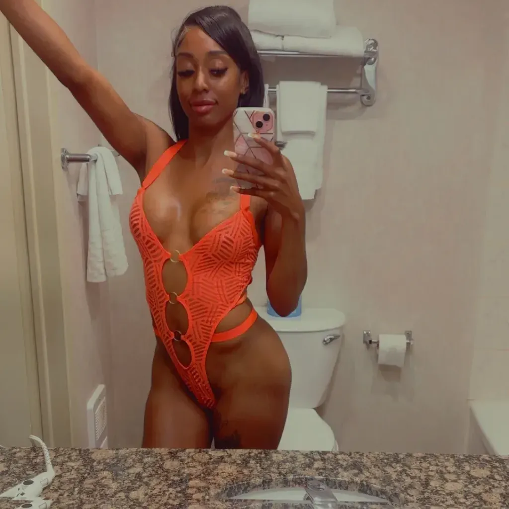 
                        Sasha
                     is Female Escorts. | Thunder Bay | Ontario | Canada | canadatopescorts.com 