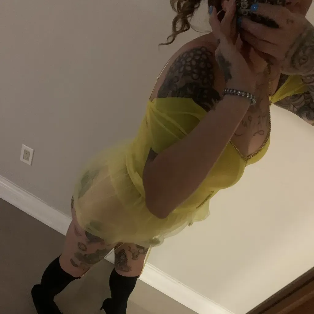 
                        Alice
                     is Female Escorts. | belleville | Ontario | Canada | canadatopescorts.com 