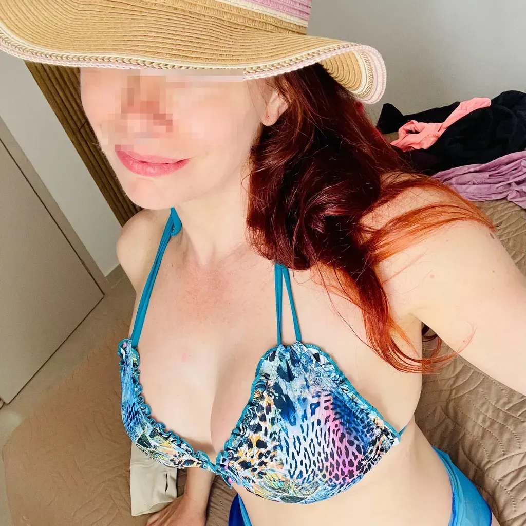 
                        Hotwife Helena
                     is Female Escorts. | Edmonton | Alberta | Canada | canadatopescorts.com 