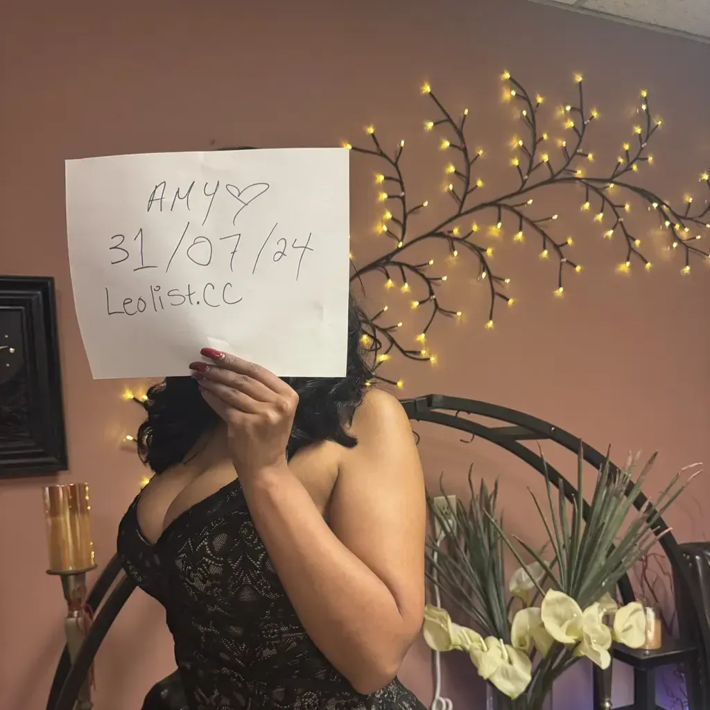 
                        Amy
                     is Female Escorts. | Vancouver | British Columbia | Canada | canadatopescorts.com 