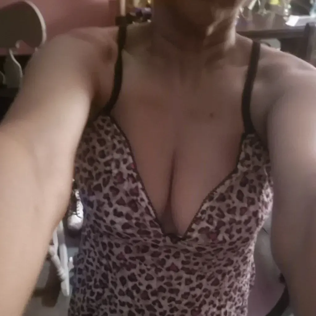 
                        Juicy Jenna
                     is Female Escorts. | Kitchener | Ontario | Canada | canadatopescorts.com 
