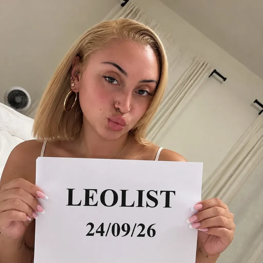 
                        SAHLT
                     is Female Escorts. | Sarnia | Ontario | Canada | canadatopescorts.com 