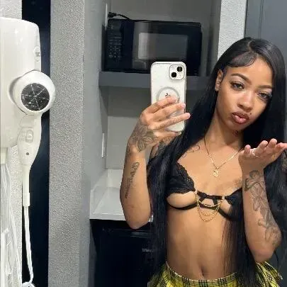 
                        Chanel
                     is Female Escorts. | Quebec City | Quebec | Canada | canadatopescorts.com 
