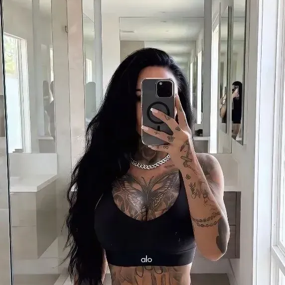 
                        Sovanna Kim & Jaded
                     is Female Escorts. | Vancouver | British Columbia | Canada | canadatopescorts.com 