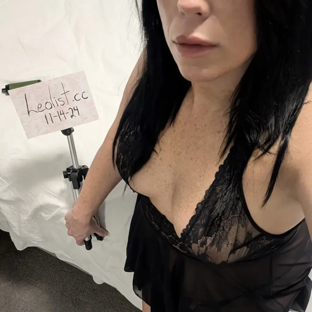 
                        Gia
                     is Female Escorts. | Calgary | Alberta | Canada | canadatopescorts.com 