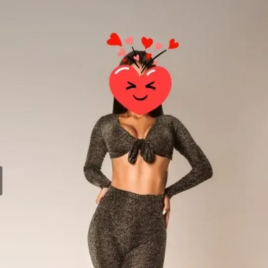 
                        Moni,Sonia,Sabrina,Eva
                     is Female Escorts. | Montreal | Quebec | Canada | canadatopescorts.com 