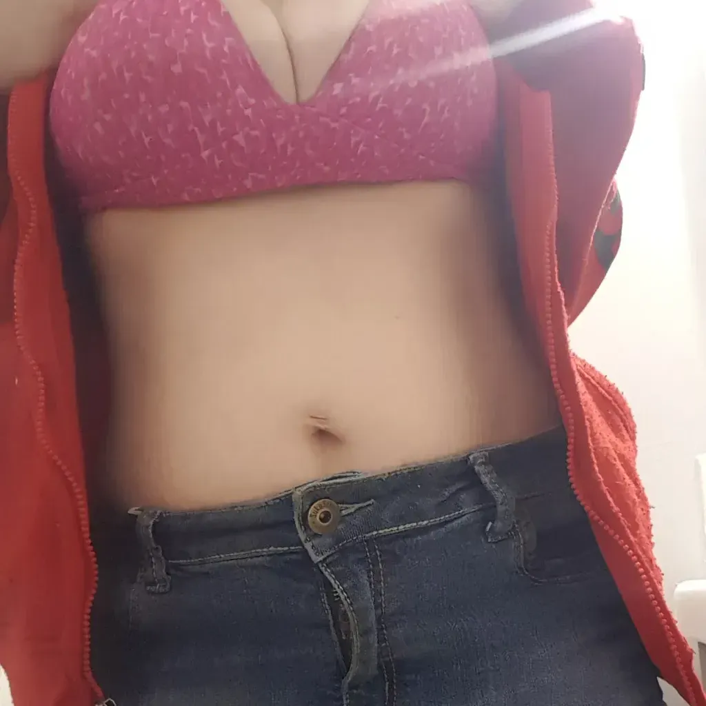 
                        Emily
                     is Female Escorts. | Cornwall | Ontario | Canada | canadatopescorts.com 