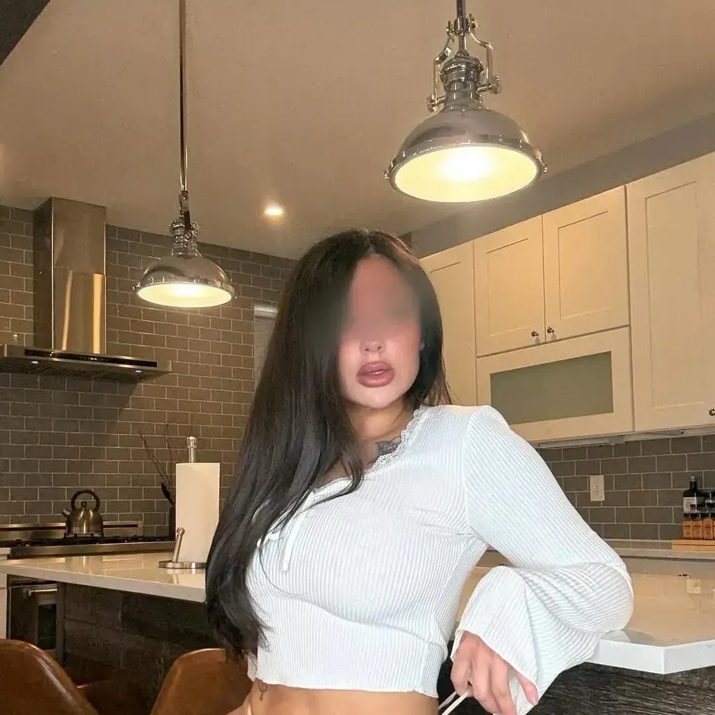 
                        Sienna West
                     is Female Escorts. | Kingston | Ontario | Canada | canadatopescorts.com 