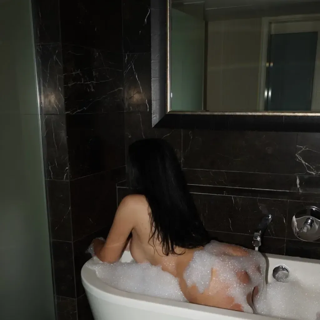 
                        Kylie London
                     is Female Escorts. | Vancouver | British Columbia | Canada | canadatopescorts.com 