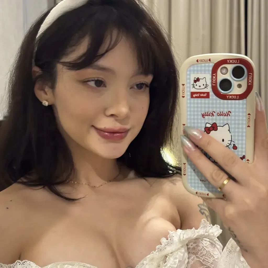 
                        Tiny Yumi
                     is Female Escorts. | Nanaimo | British Columbia | Canada | canadatopescorts.com 