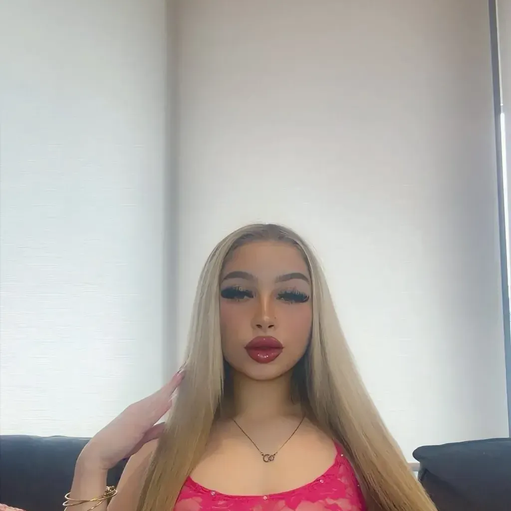 
                        Miss Marlee
                     is Female Escorts. | Hamilton | Ontario | Canada | canadatopescorts.com 