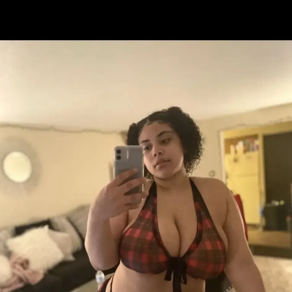 
                        Mariah
                     is Female Escorts. | Quebec City | Quebec | Canada | canadatopescorts.com 