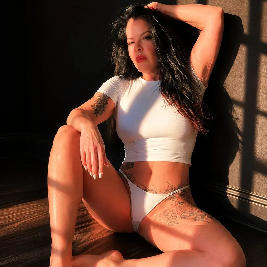 
                        Naughty Knickers
                     is Female Escorts. | Nanaimo | British Columbia | Canada | canadatopescorts.com 