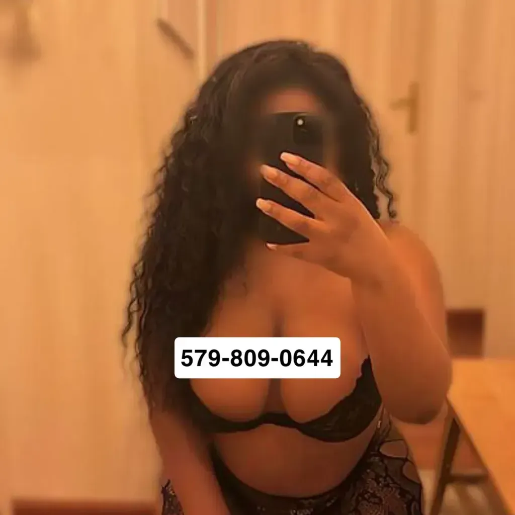 
                        Malia
                     is Female Escorts. | Quebec City | Quebec | Canada | canadatopescorts.com 