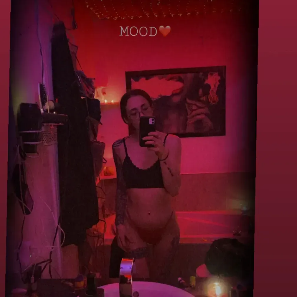 
                        Kaylee
                     is Female Escorts. | Niagara | Ontario | Canada | canadatopescorts.com 