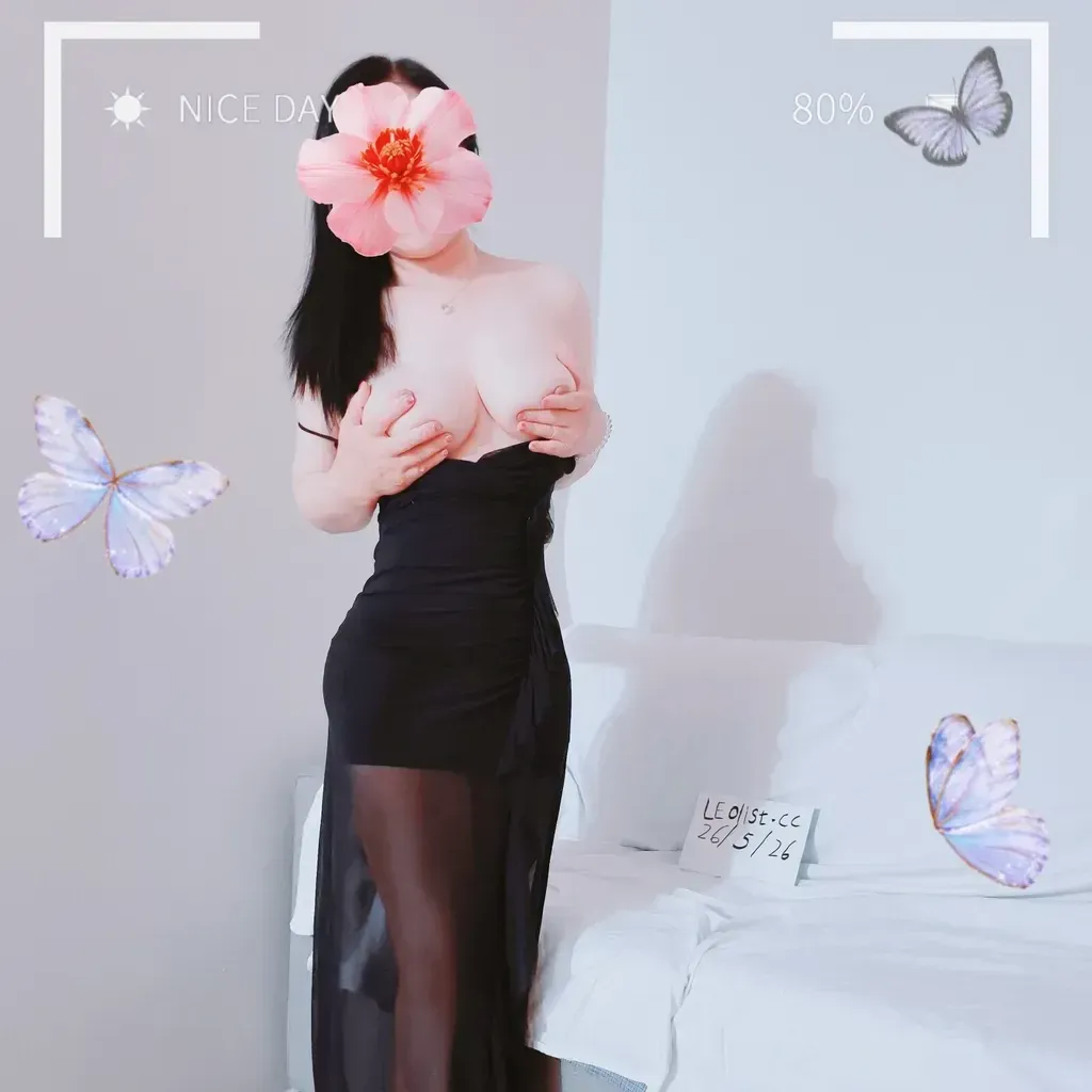 
                        Luna
                     is Female Escorts. | Toronto | Ontario | Canada | canadatopescorts.com 