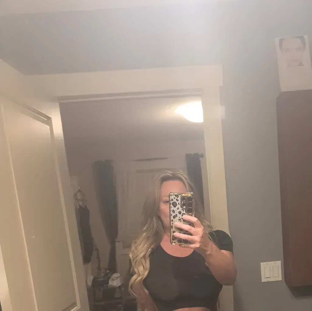 
                        SKY
                     is Female Escorts. | Ft Mcmurray | Alberta | Canada | canadatopescorts.com 