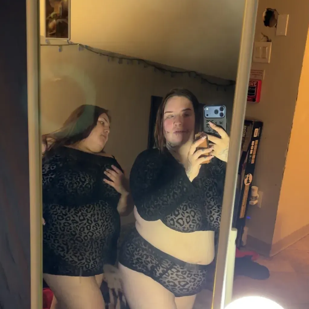 
                        Paris & jess
                     is Female Escorts. | Winnipeg | Manitoba | Canada | canadatopescorts.com 