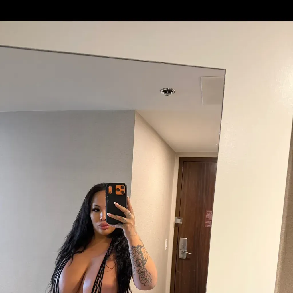 
                        Naomi
                     is Female Escorts. | Quebec City | Quebec | Canada | canadatopescorts.com 